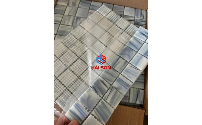 VTPVFC 034_304mm x 304mm x 4 Gạch Mosaic Xà Cừ Cao Cấp