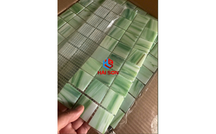 VTPVFC 042_304mm x 304mm x 4 Gạch Mosaic Xà Cừ Cao Cấp
